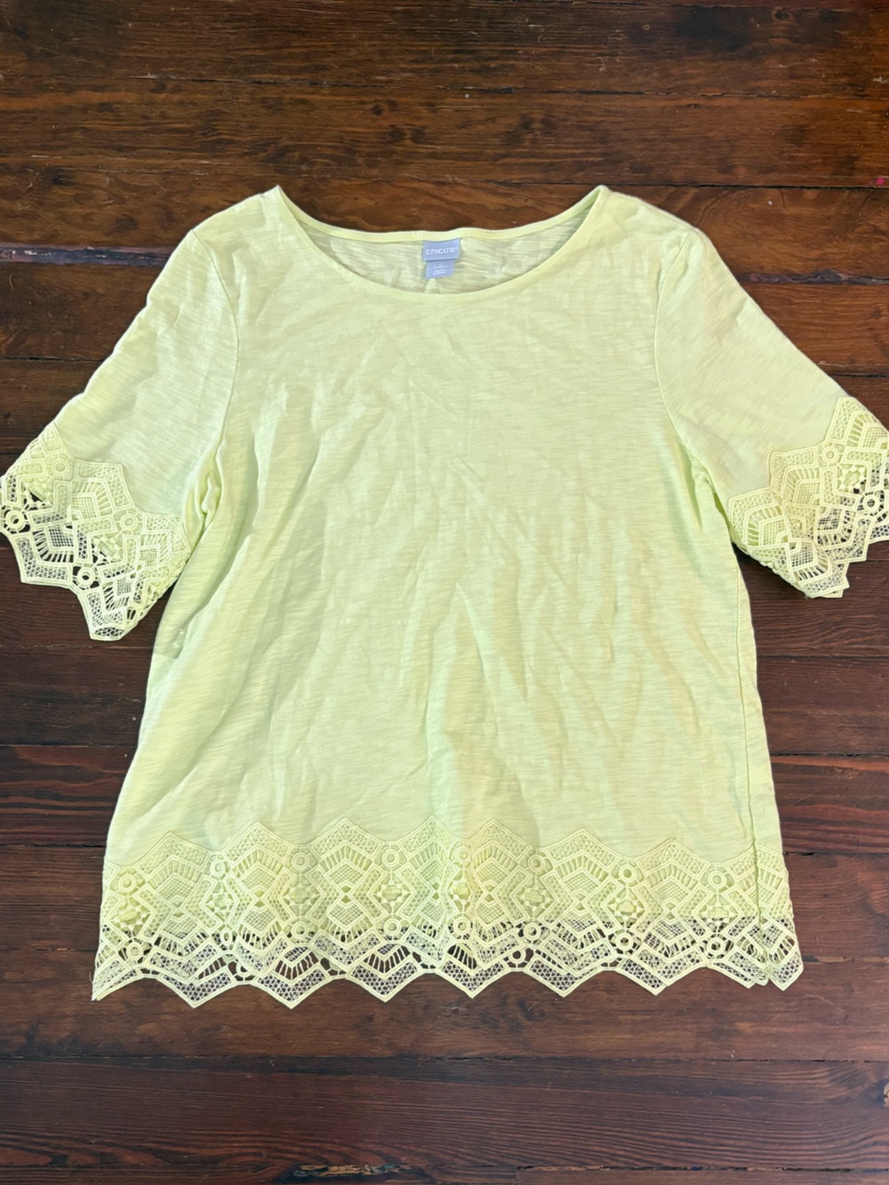 Chicos yellow lace short sleeve top blouse size L